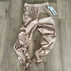 Almost Famous Junior's‎ Ruched Leg Jogger Kailua Mist Zipper Pockets Large NEW